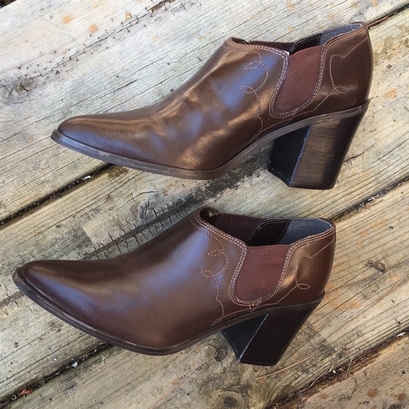 Colin Stuart Shoes - “Colin Stuart” Vintage Leather Booties